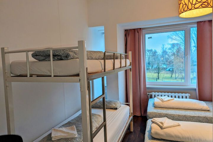 Room 62 of 150