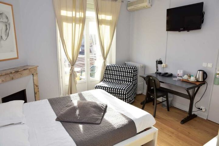 Room 30 of 62