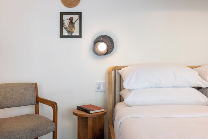Room 17 of 79