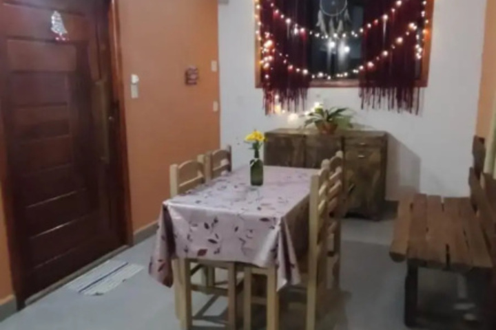 Dining 20 of 20