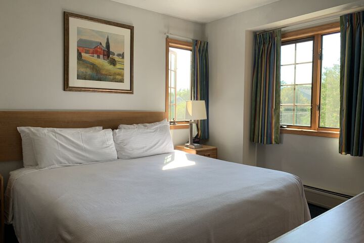 Room 8 of 14