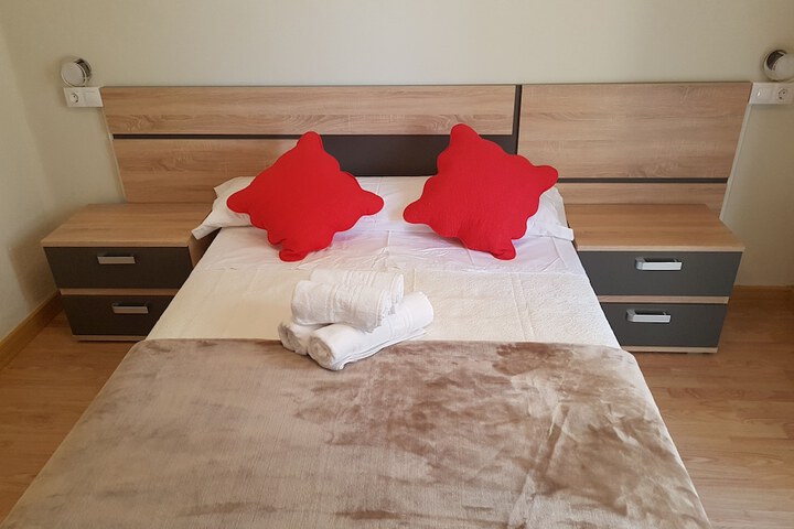 Room 42 of 47