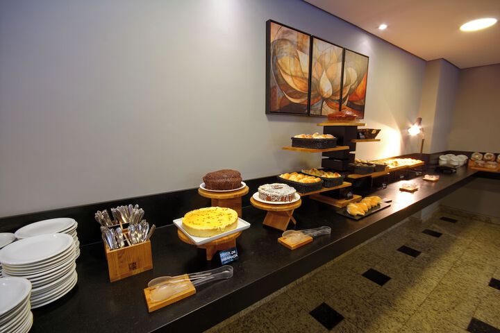 Dining 53 of 74