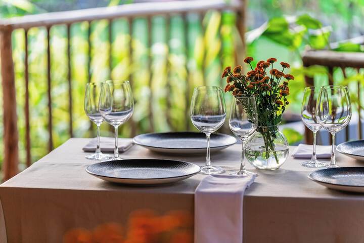 Dining 78 of 103