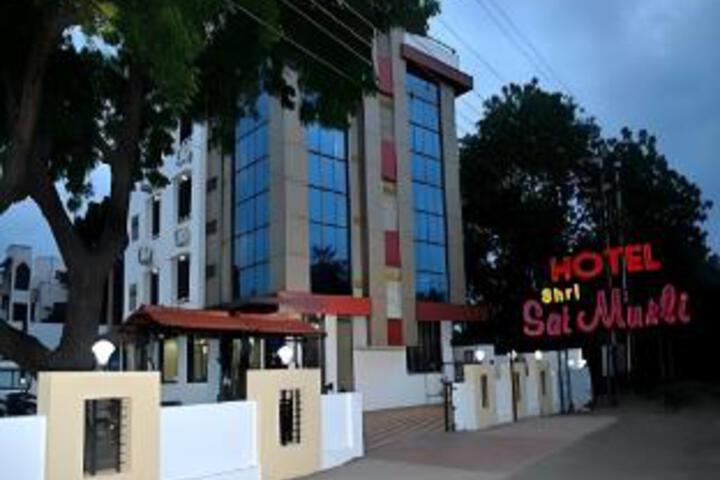 Hotel Sai Murali