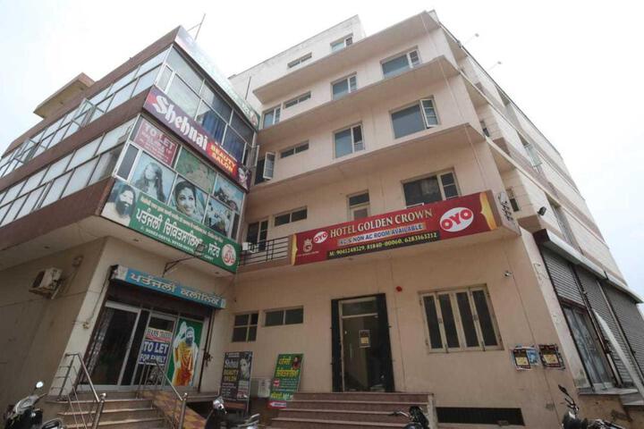 OYO 91941 Hotel golden crown