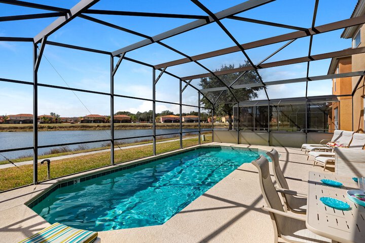 Pool 44 of 55