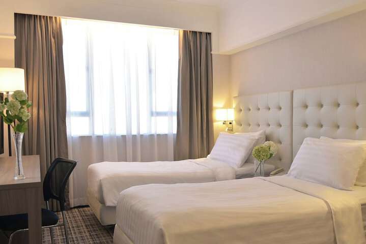 Room 13 of 52