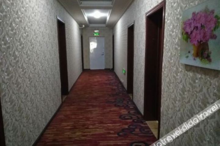 Hotel Interior 7 of 19