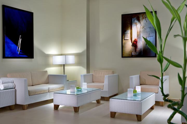 Hotel Interior 79 of 130