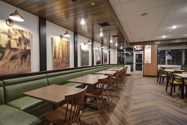 Breakfast area
