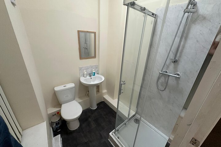 Room 19 of 25