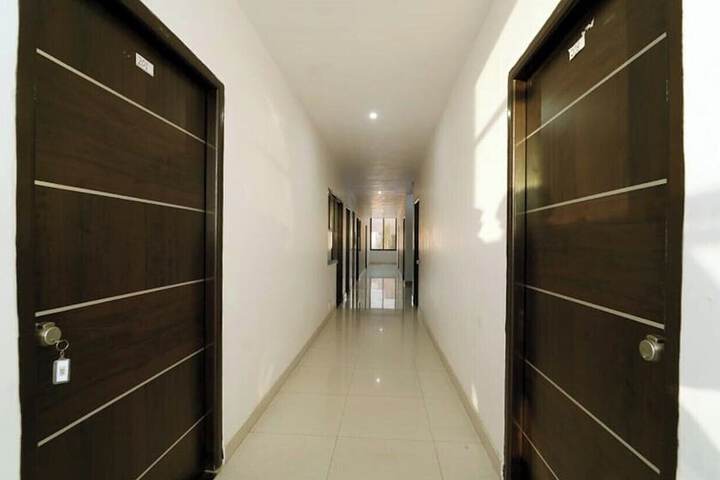 Hotel Interior 2 of 23