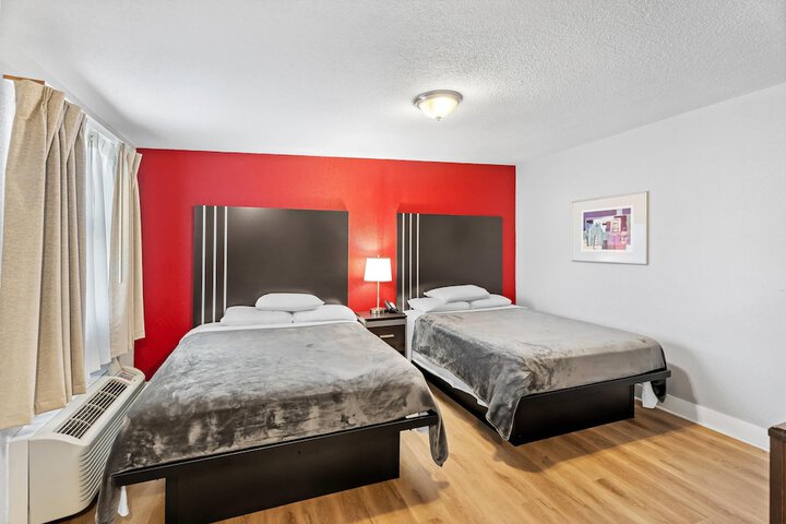 Room 21 of 37