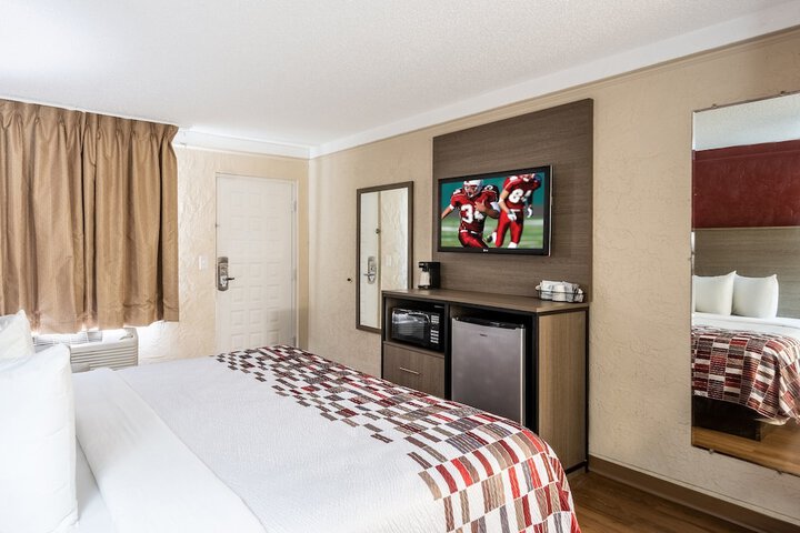 Room 15 of 35