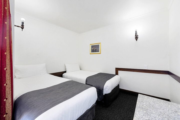 Room 60 of 92