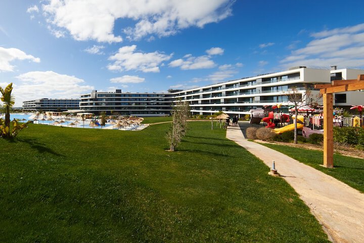Hotel 85 of 88