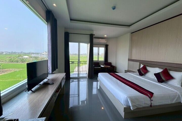 Room 5 of 30