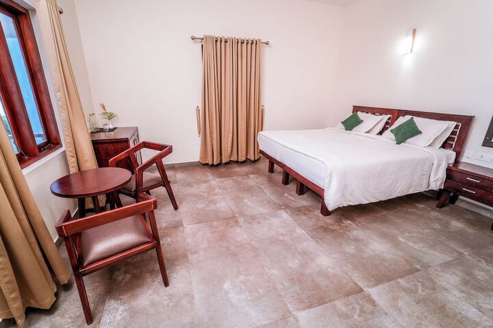 Room 17 of 53