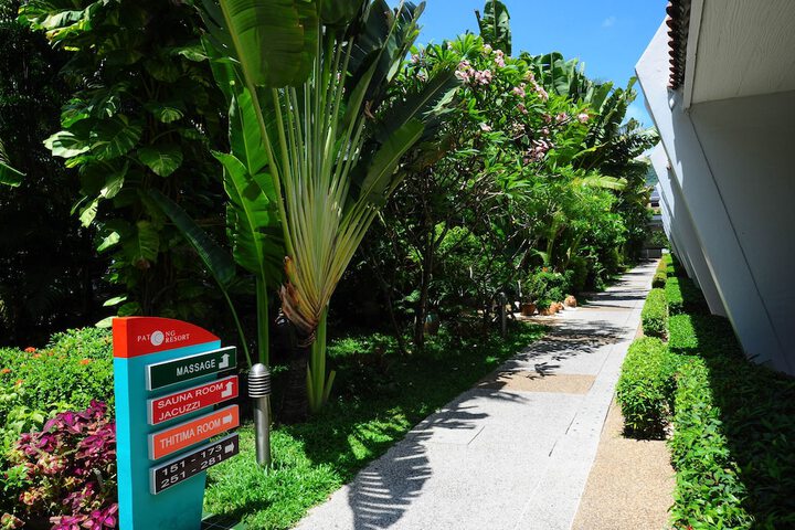 Hotel Exterior 128 of 143