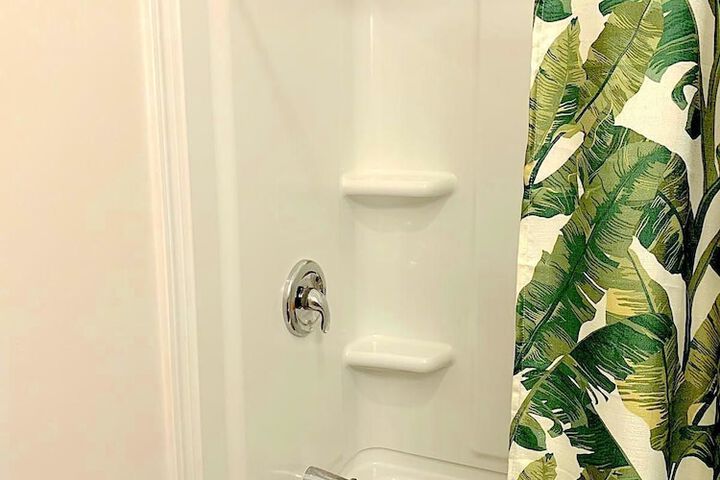 Room 43 of 61