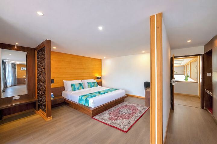 Room 21 of 79