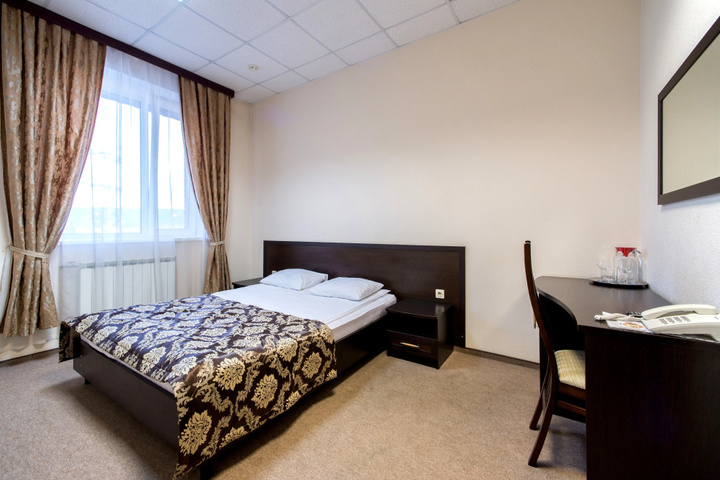 Room 16 of 21