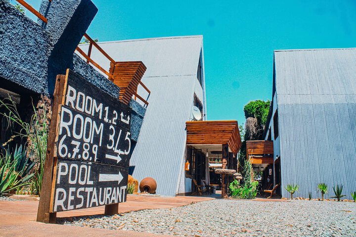 Hotel 90 of 93