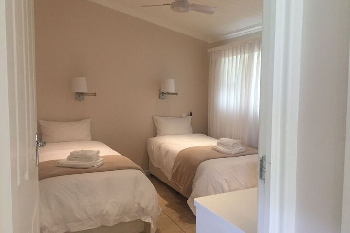 Room 12 of 23