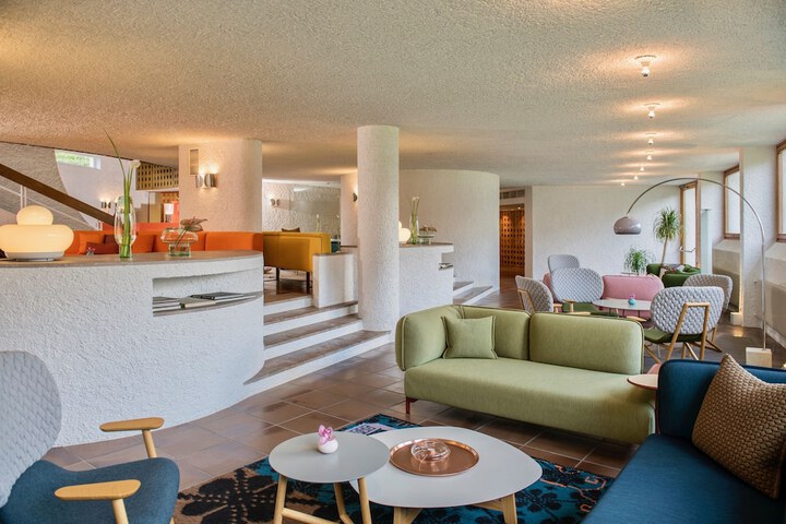 Hotel Interior 4 of 63