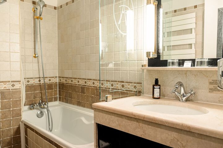 Clean Restrooms