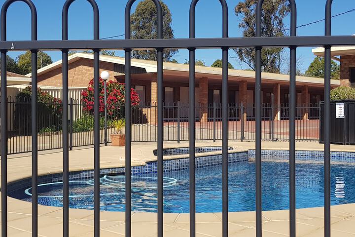 Pool 59 of 90