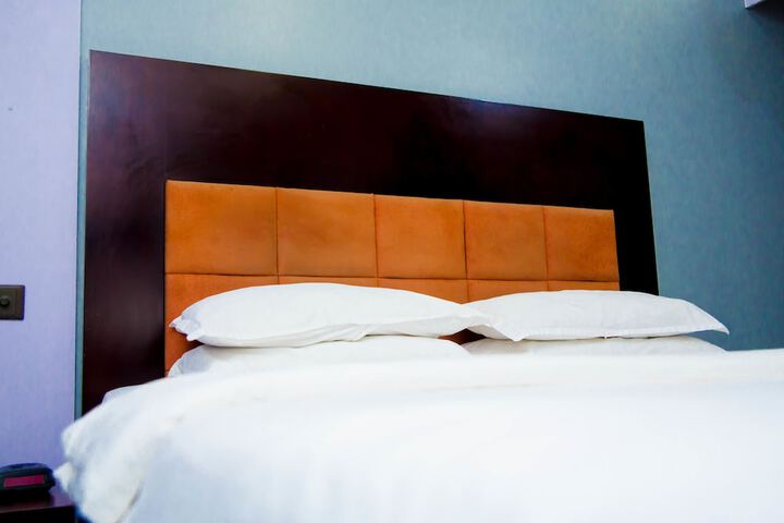 Room 53 of 155