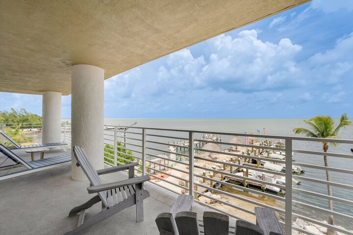 Beach/ocean view