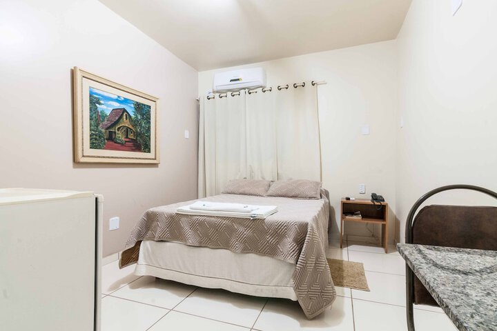 Room 8 of 19
