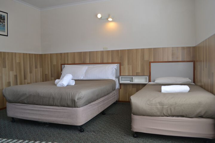 Room 4 of 46