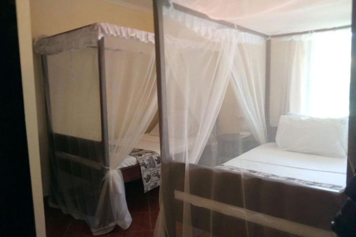 Room 3 of 22