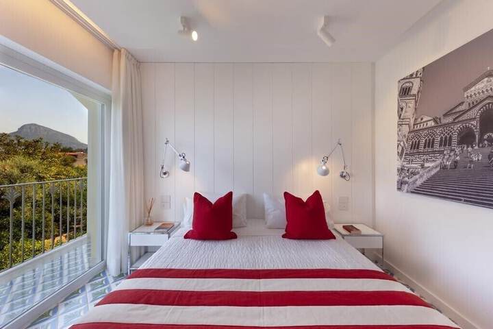 Room 34 of 117