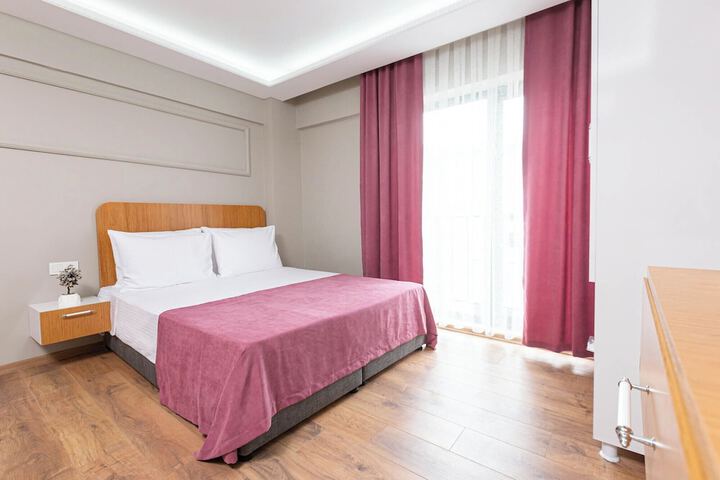 Room 7 of 40