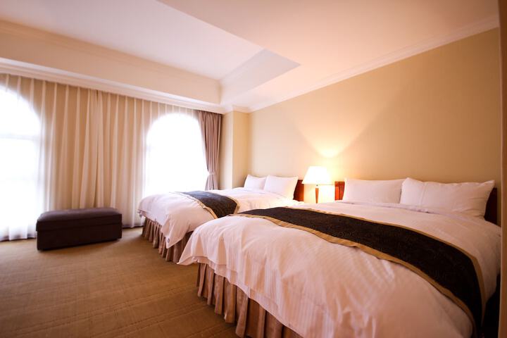 Room 19 of 45