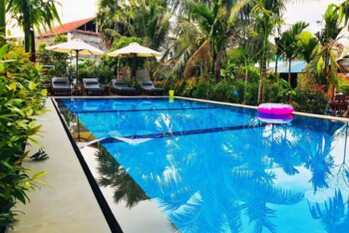 Pool 15 of 23