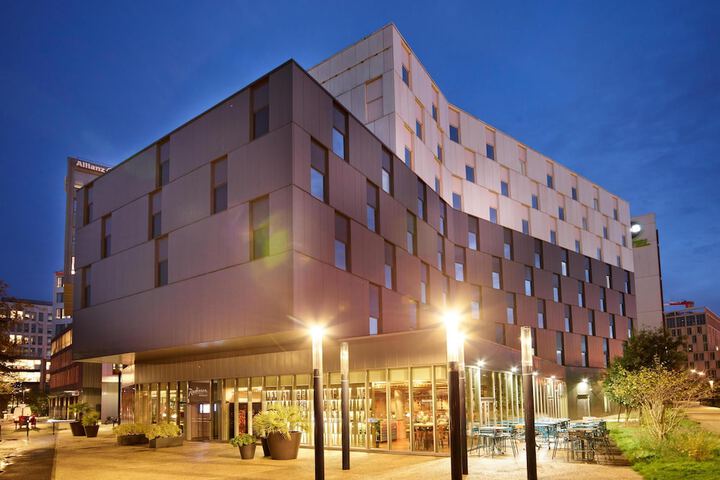 Hotel 42 of 43