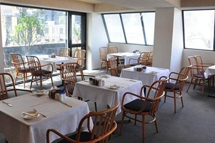 Breakfast/Coffee Service 36 of 41