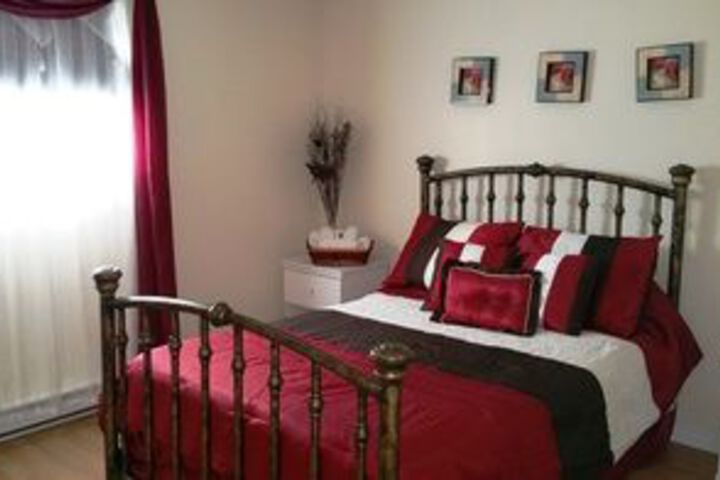 Room 2 of 4