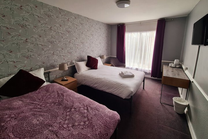 Room 33 of 88