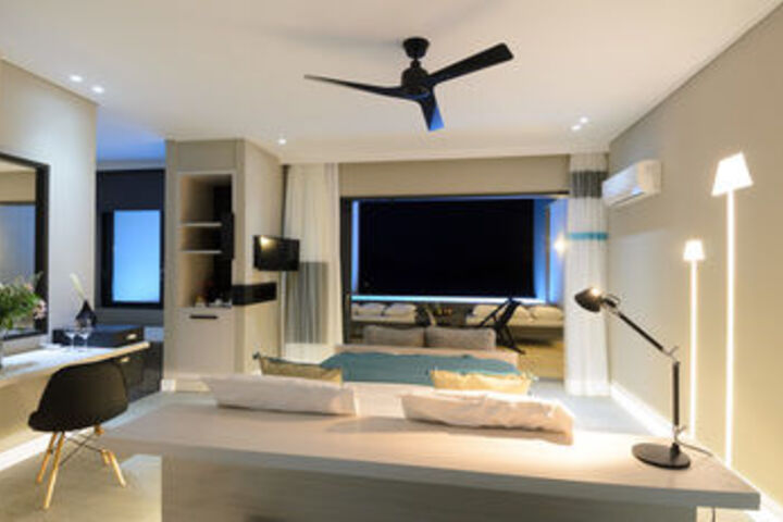 Room 70 of 119