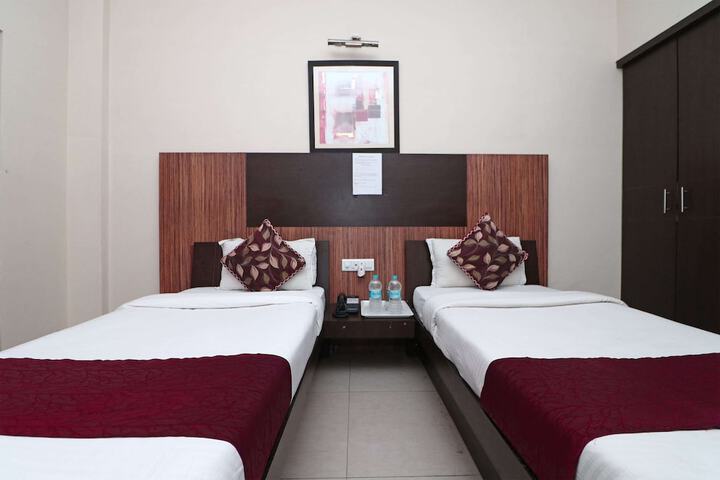 Room 17 of 25