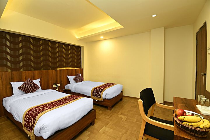 Room 7 of 40