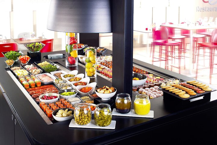 Dining Photos