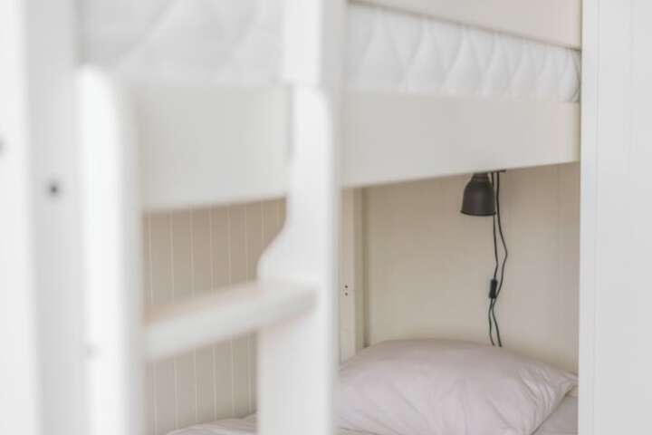 Room 48 of 262